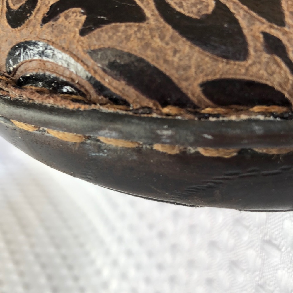 b.ø.c. Peggy Slip-On Embossed Clog - Picture 12 of 16